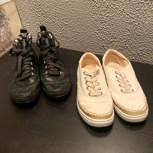 2 Shoe Bundle! AAnkle length Keds Ugz off white low cut sneakers.